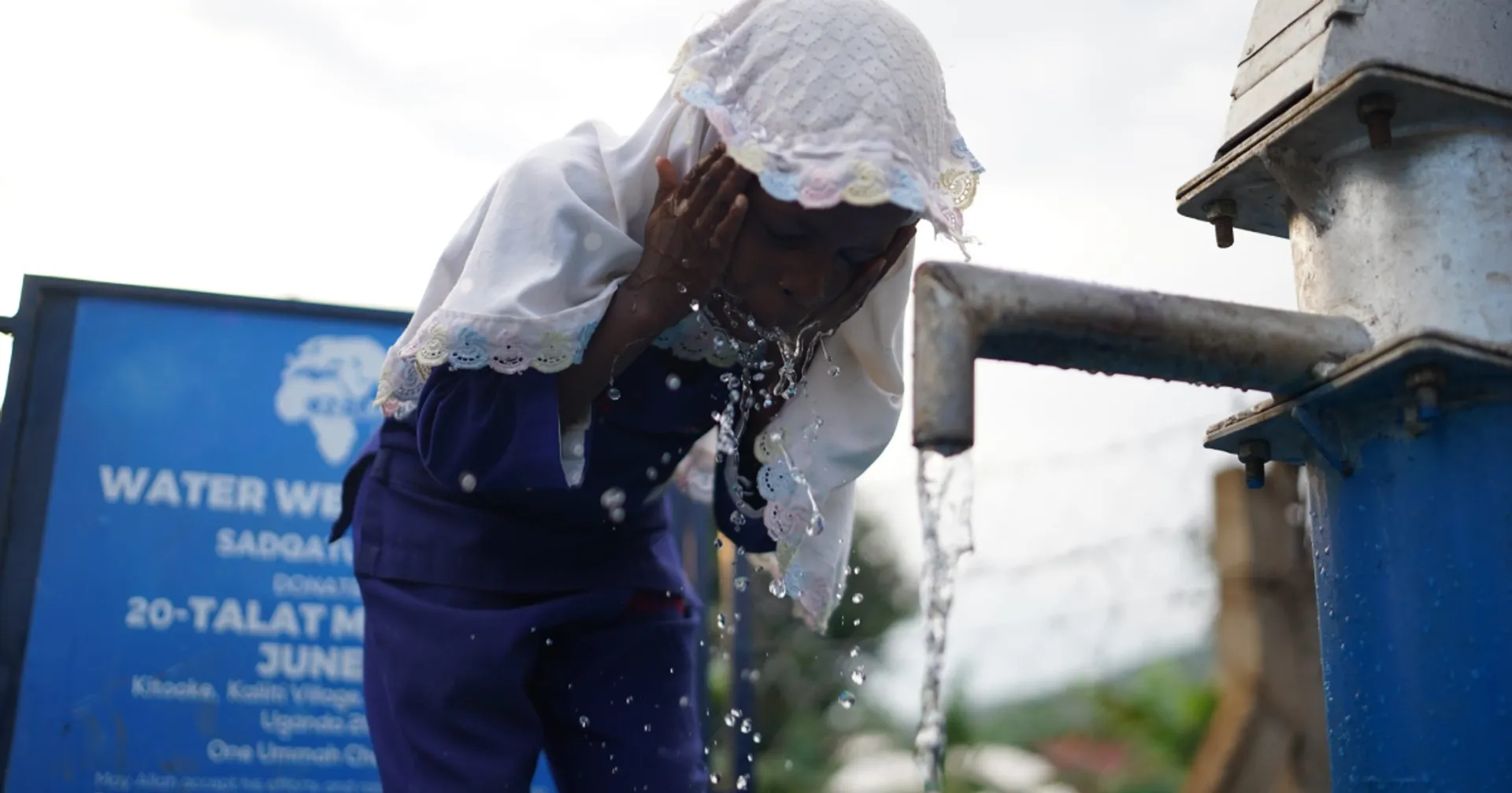 Give water in ramadan thumbnail image